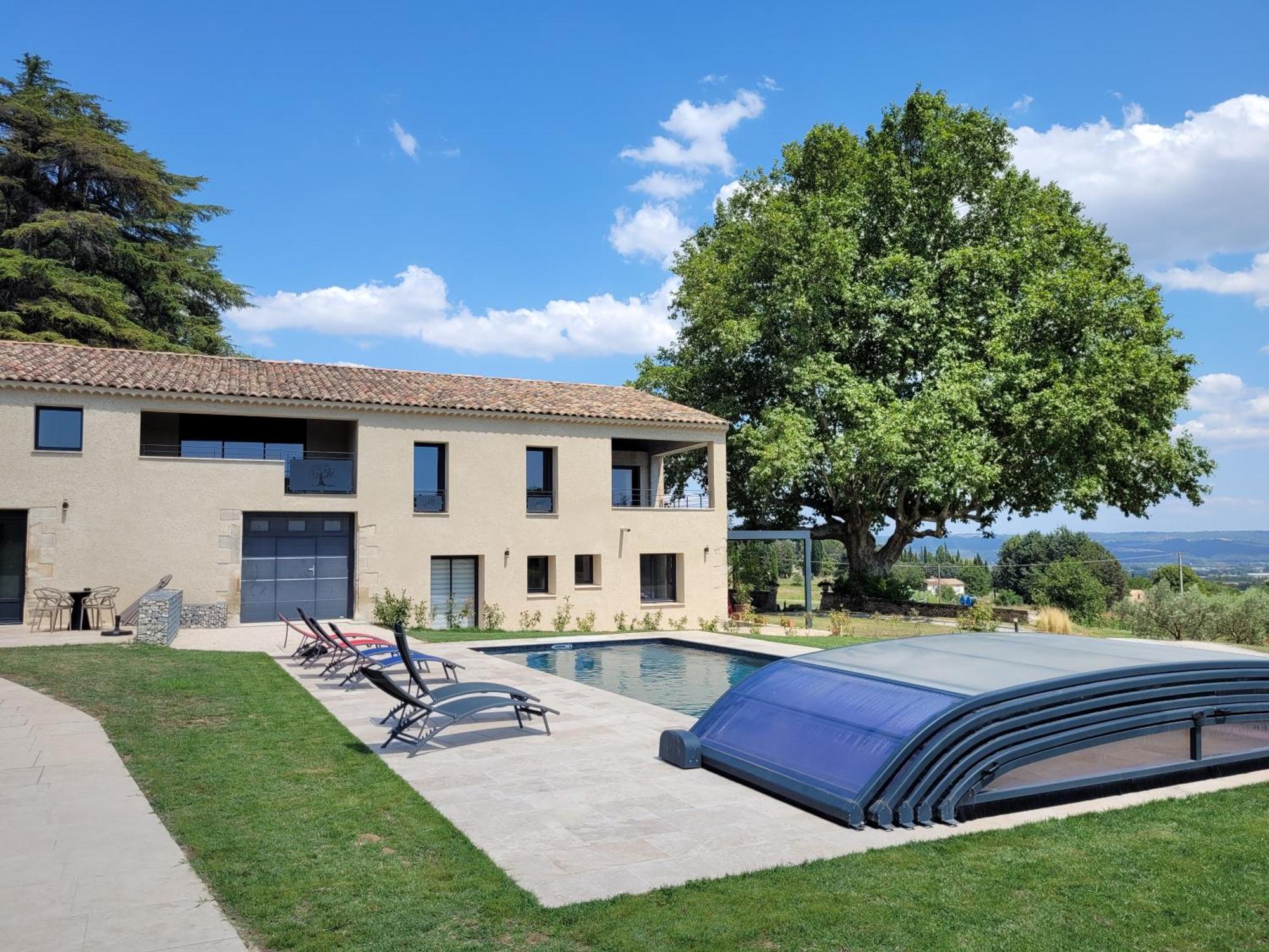 Отель La Bastide De L'Adrech Маноск Экстерьер фото